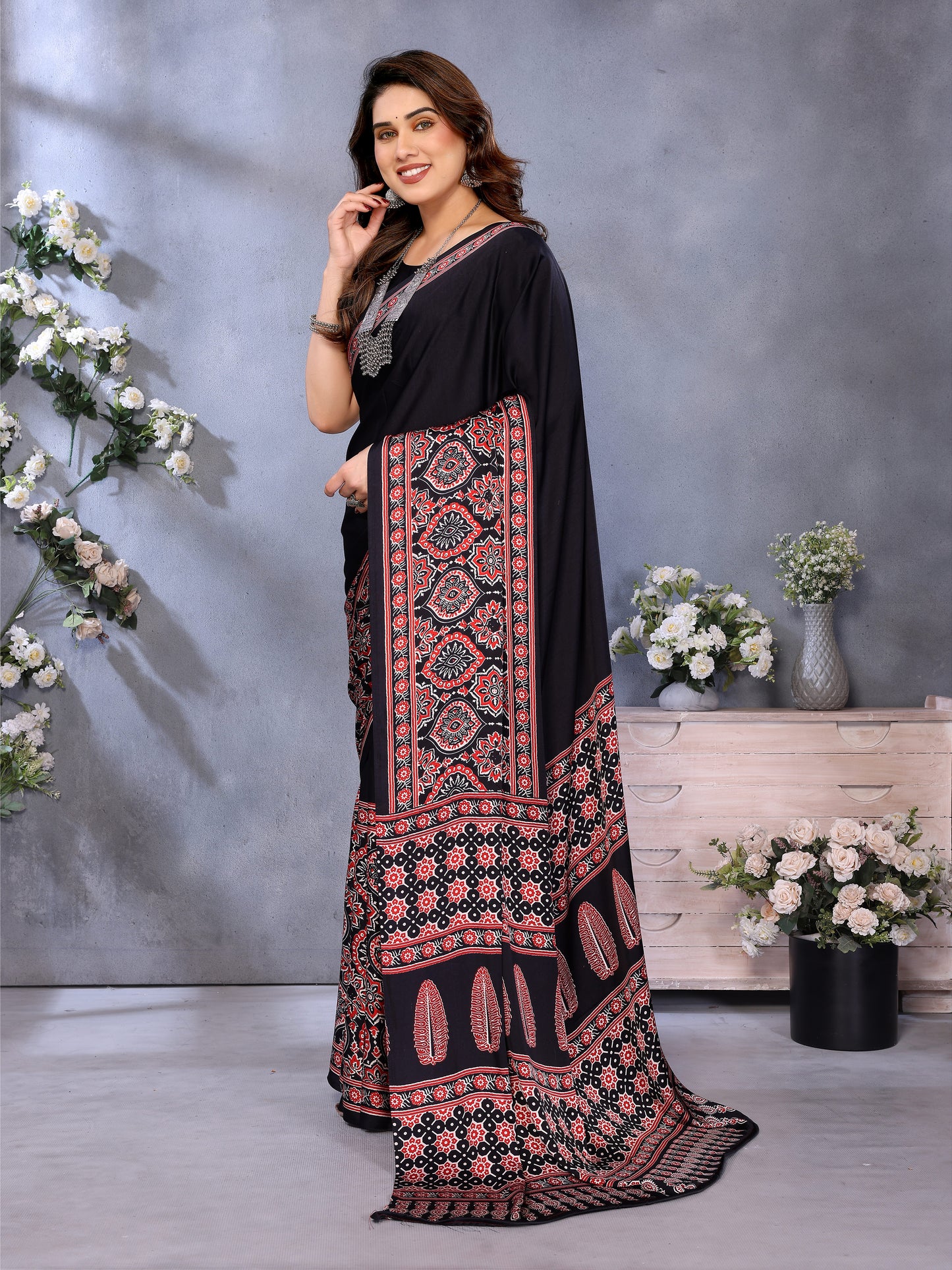 FM-Black Printed Saree