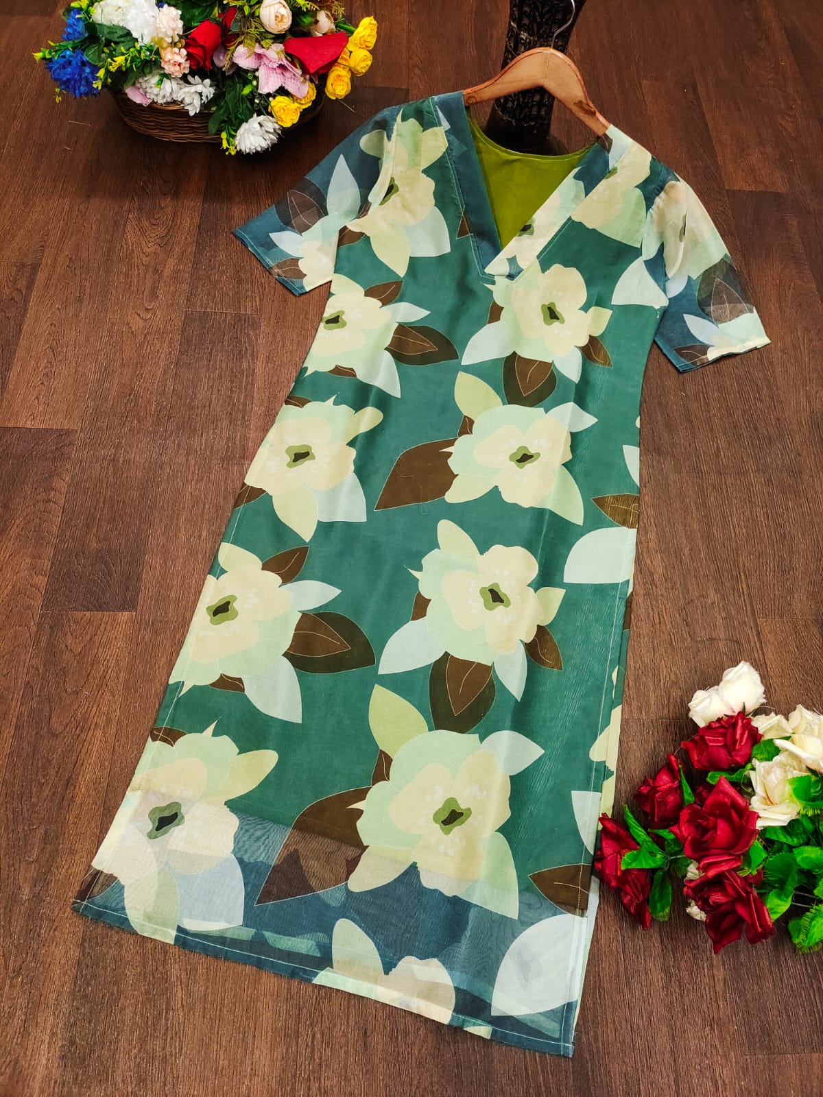FLORAL ORGANZA TOP